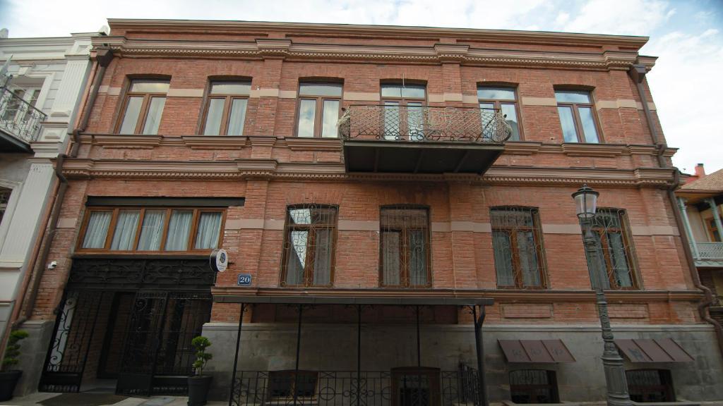 Boutique Hotel Manufactura Tbilisi Ngoại thất bức ảnh