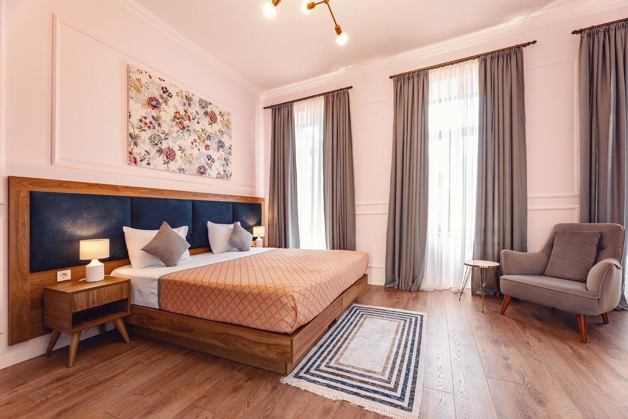 Boutique Hotel Manufactura Tbilisi Ngoại thất bức ảnh