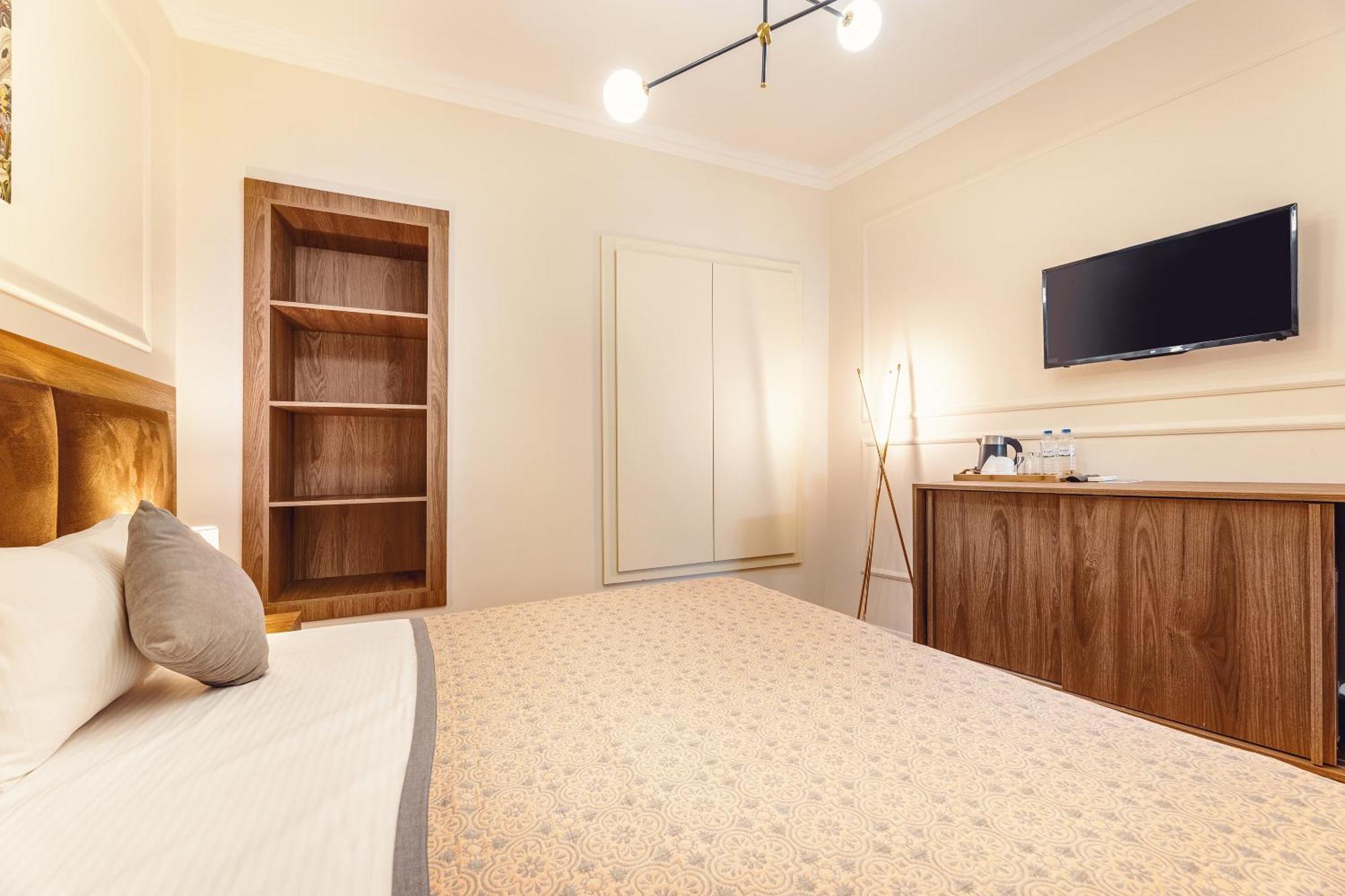 Boutique Hotel Manufactura Tbilisi Ngoại thất bức ảnh