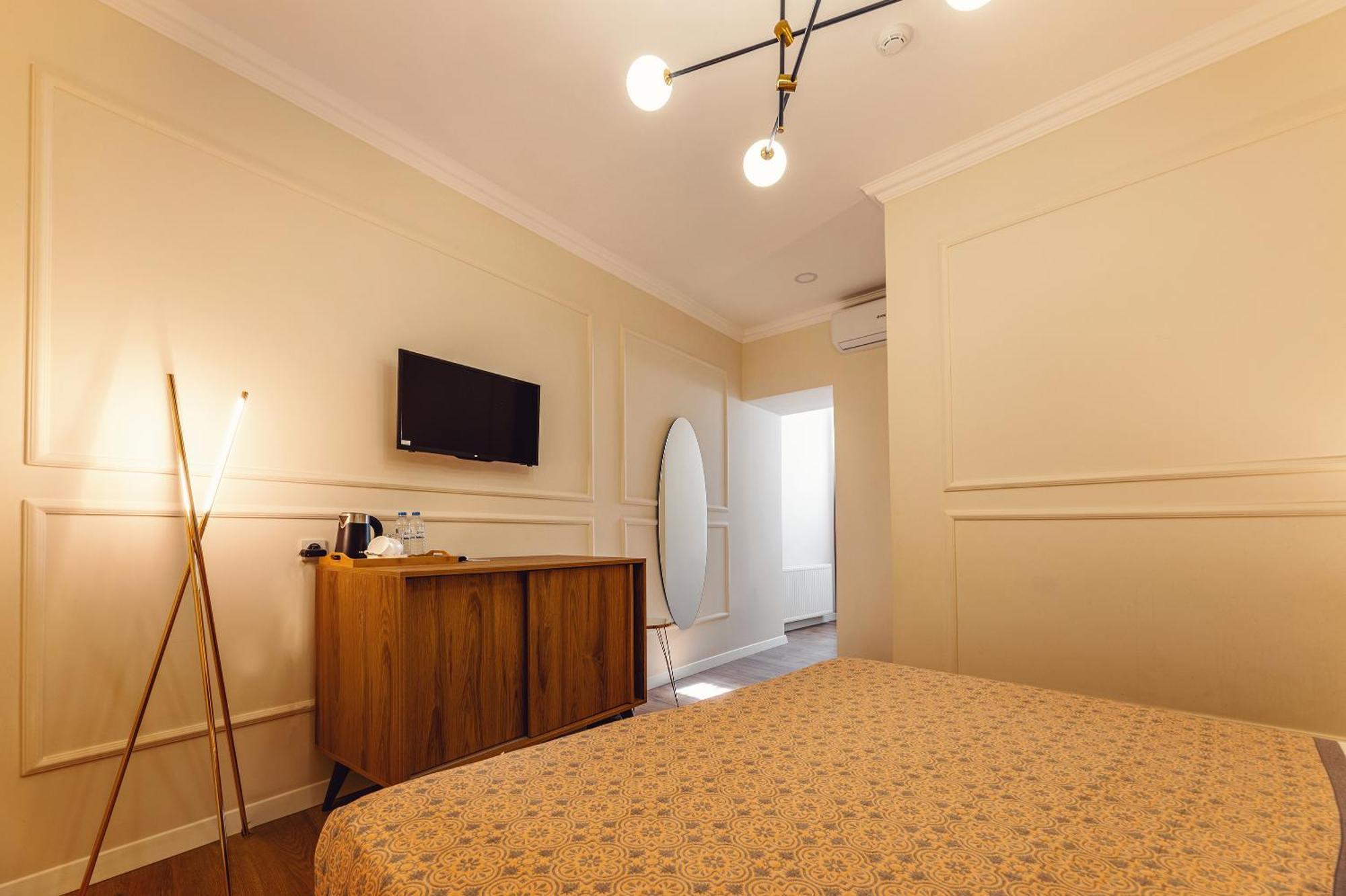 Boutique Hotel Manufactura Tbilisi Ngoại thất bức ảnh