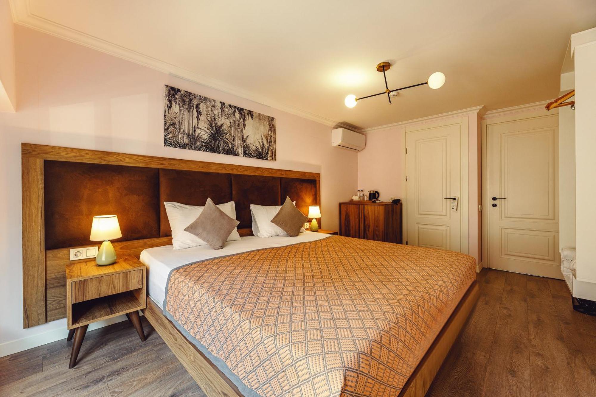 Boutique Hotel Manufactura Tbilisi Ngoại thất bức ảnh