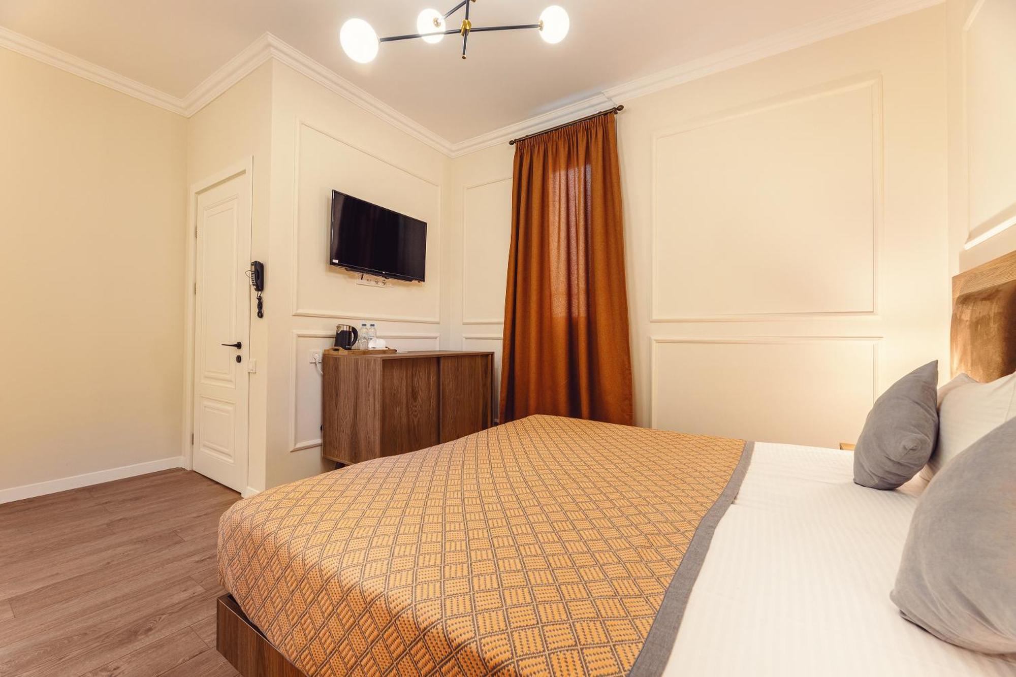 Boutique Hotel Manufactura Tbilisi Ngoại thất bức ảnh