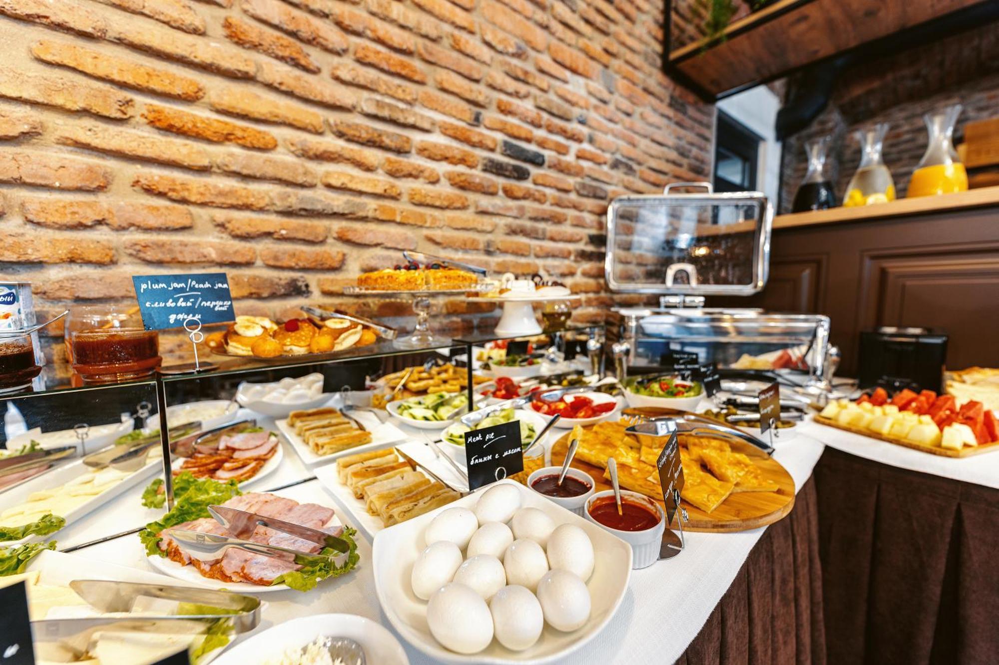 Boutique Hotel Manufactura Tbilisi Ngoại thất bức ảnh