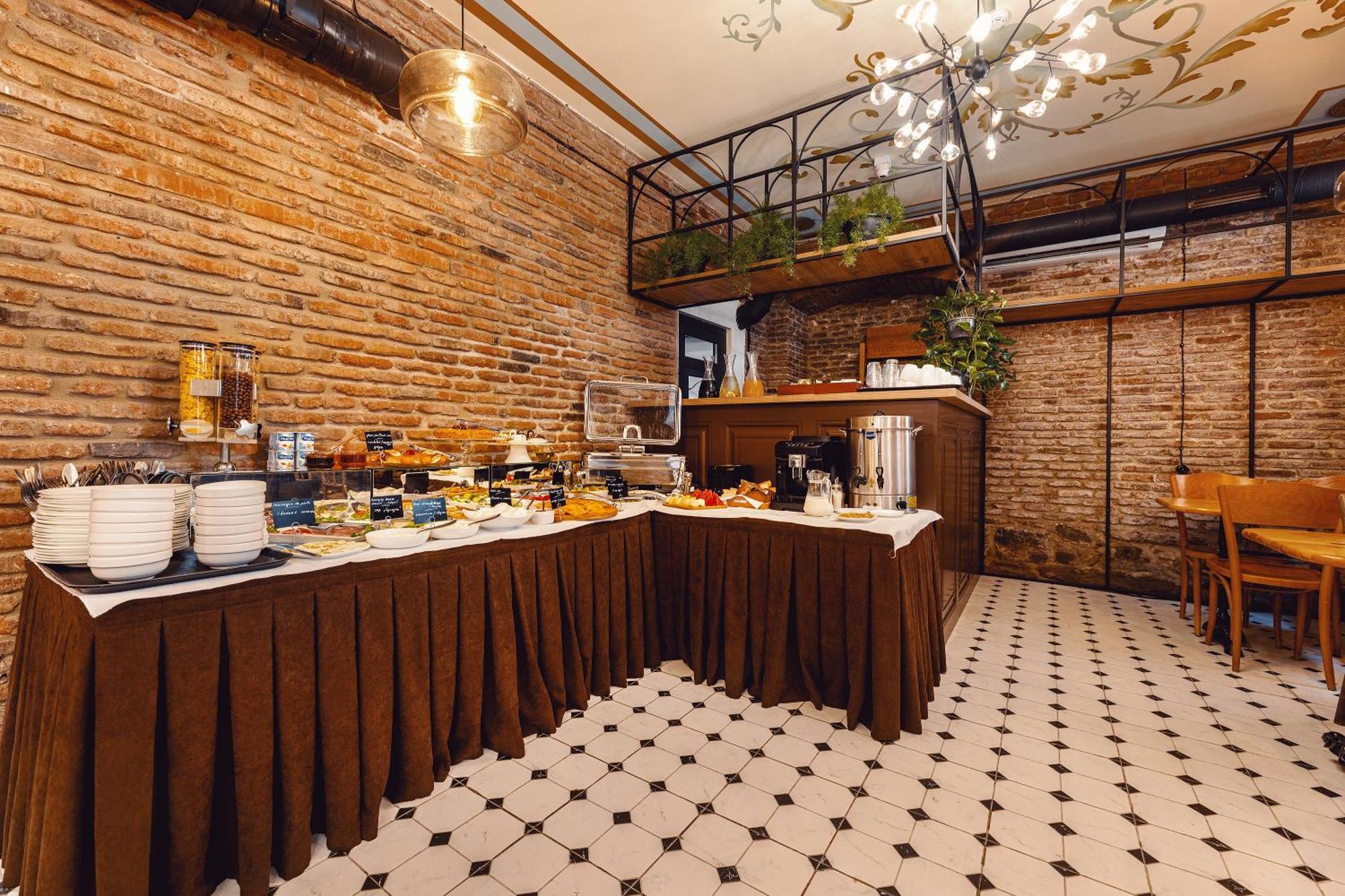 Boutique Hotel Manufactura Tbilisi Ngoại thất bức ảnh