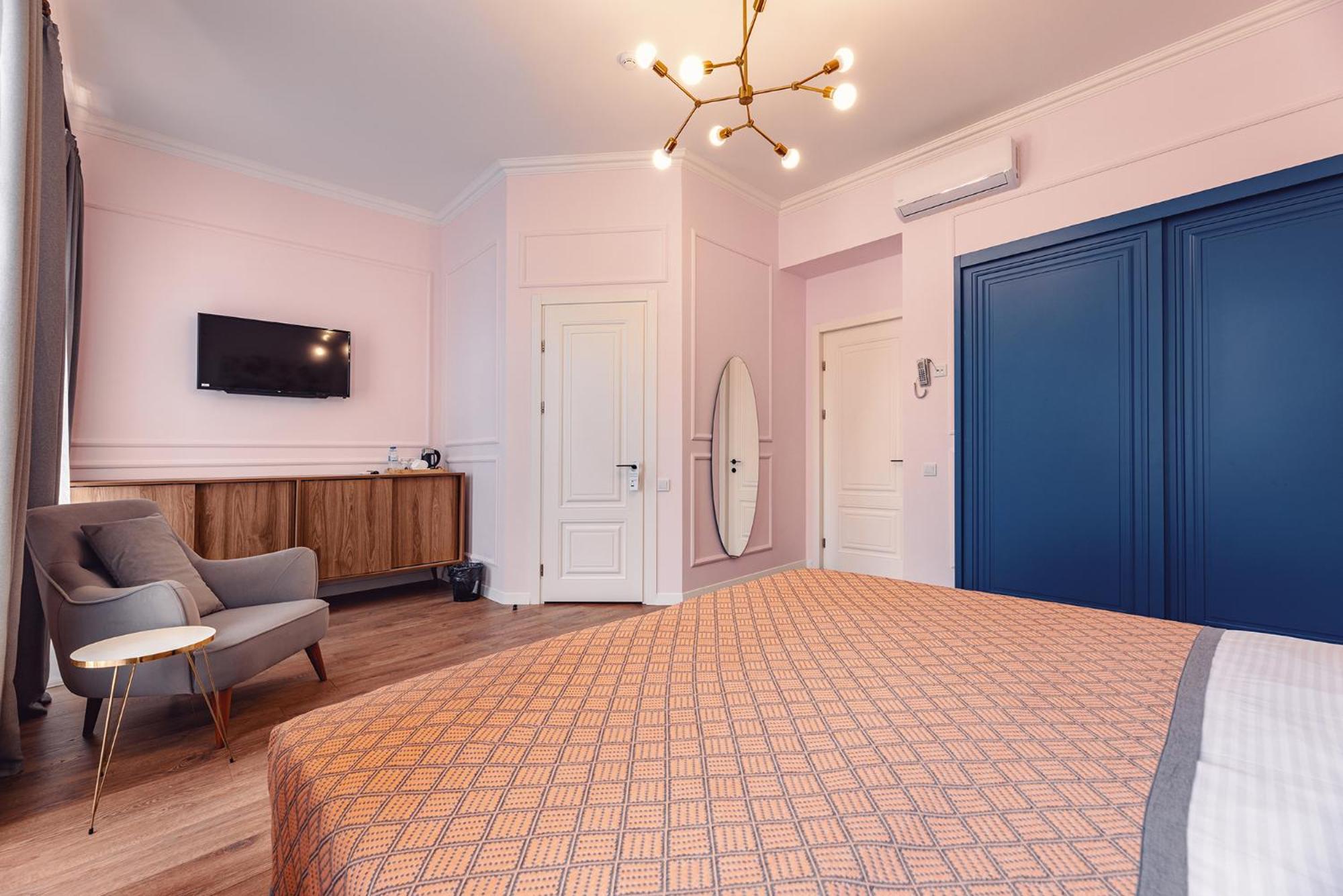 Boutique Hotel Manufactura Tbilisi Ngoại thất bức ảnh